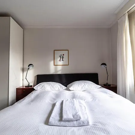 Great 2br Flat In The Old Town - Niederdorf *