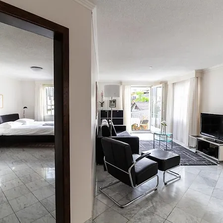 Great 2br Flat In The Old Town - Niederdorf *