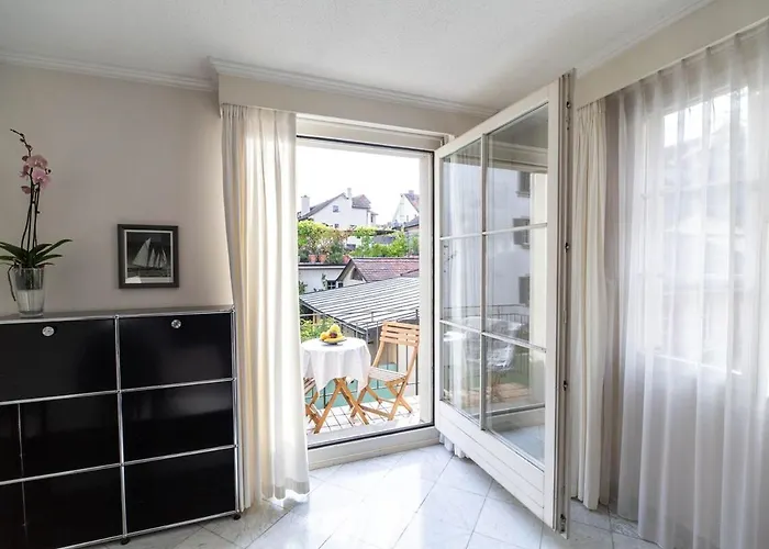 Great 2br Flat In The Old Town - Niederdorf Διαμέρισμα