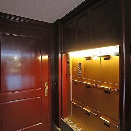 Great 2br Flat In The Old Town - Niederdorf