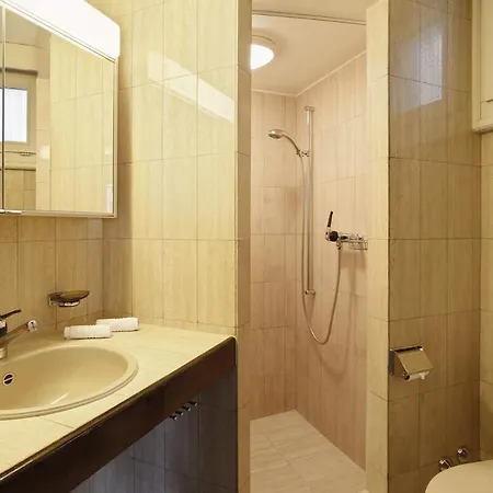 Great 2br Flat In The Old Town - Niederdorf Appartement