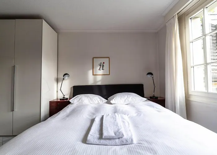 Great 2br Flat In The Old Town - Niederdorf *