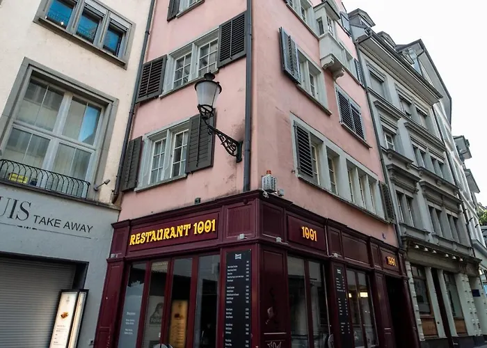 Great 2br Flat In The Old Town - Niederdorf Apartment *